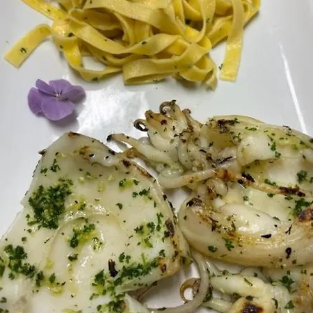 Szálloda Logis Restaurant Le Domaine De La Regaliere