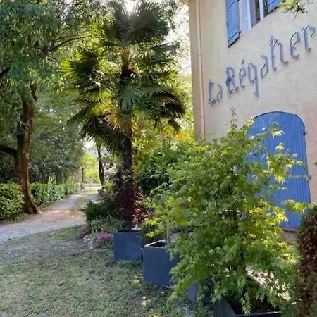 Logis Restaurant Le Domaine De La Regaliere Szálloda