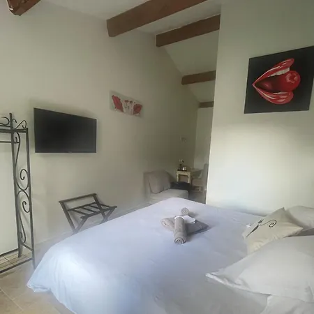 Logis Restaurant Le Domaine De La Regaliere 酒店