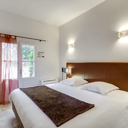 Logis Restaurant Le Domaine De La Regaliere 3* Anduze