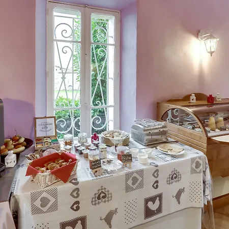 Logis Restaurant Le Domaine De La Regaliere 酒店 3*