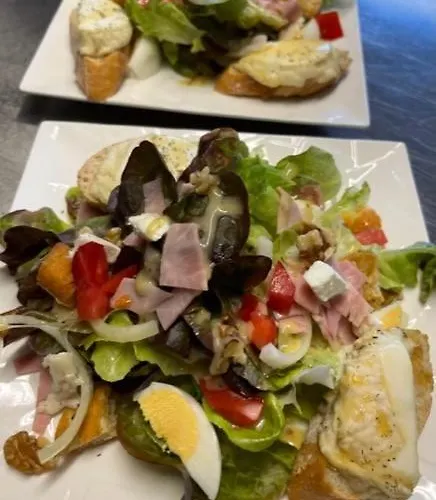 Logis Restaurant Le Domaine De La Regaliere Hotell Anduze