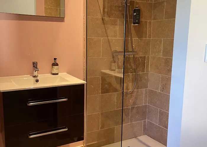 Logis Restaurant Le Domaine De La Regaliere 3*