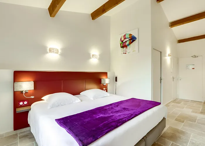 Logis Restaurant Le Domaine De La Regaliere 3* Anduze